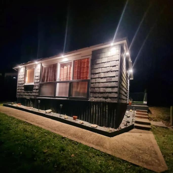 Cosy Hideaway Lodge In Glan Gwna Caeathro Экстерьер фото